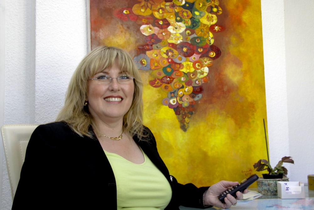 Eva Weging - Hiteles magyar-német, német-magyar fordítás, szakfordítás és tolmácsolás